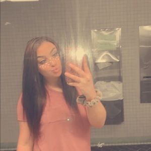 Meet your Posher, Allyson